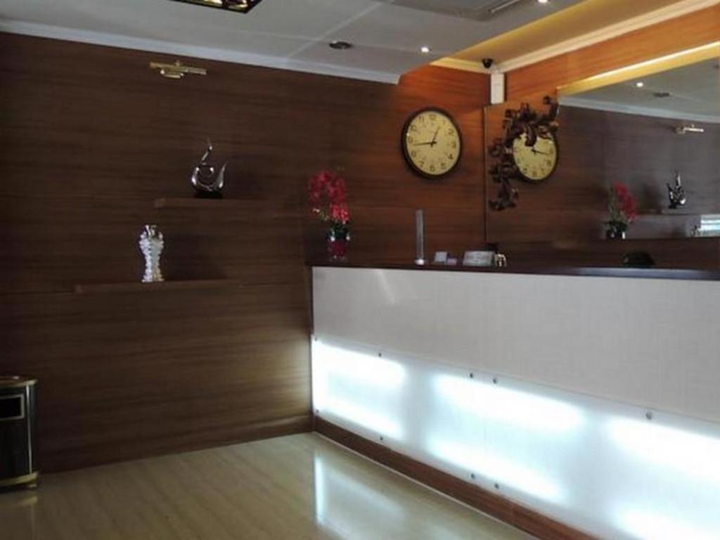 ג'קרטה California Hotel מראה חיצוני תמונה