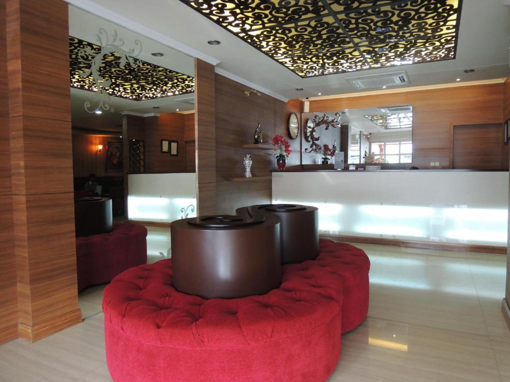 ג'קרטה California Hotel מראה חיצוני תמונה